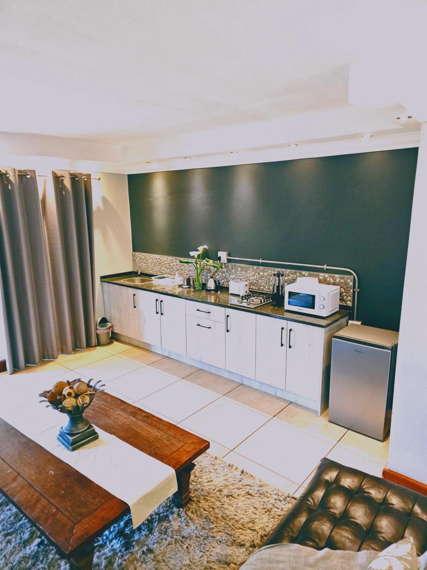 Highveld Splendour Boutique Bed And Breakfast Эрмело Экстерьер фото
